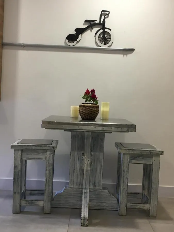 ホテル Tlc Inn My Home メデジン